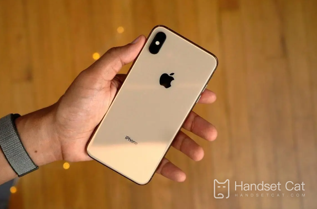 Do iPhonexs need to be updated to ios17.4.1?