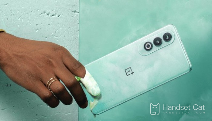 OnePlus Ace 3V의 화면 새로 고침 빈도는 얼마입니까?