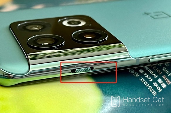 OnePlus 10T 실제 휴대폰 모습 공개, 새로운 디자인 언어!