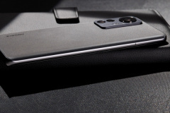 What are the scores of Xiaomi 12S Pro