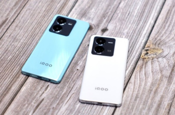 iQOO Z9 Turbo는 인터넷에 공식 출시되었으며 Snapdragon 8s Gen3 칩을 사용하며 4월에 출시될 예정입니다.