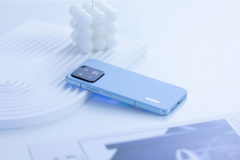 What is the AnTuTu benchmark score of Xiaomi Mi 14?