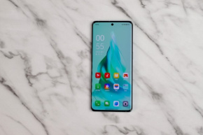 How to turn on the screen display for OPPOReno9