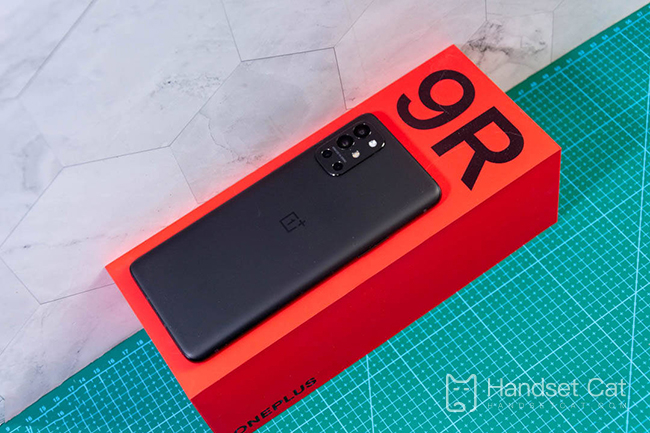 OnePlus 9R カラーマッチングの紹介