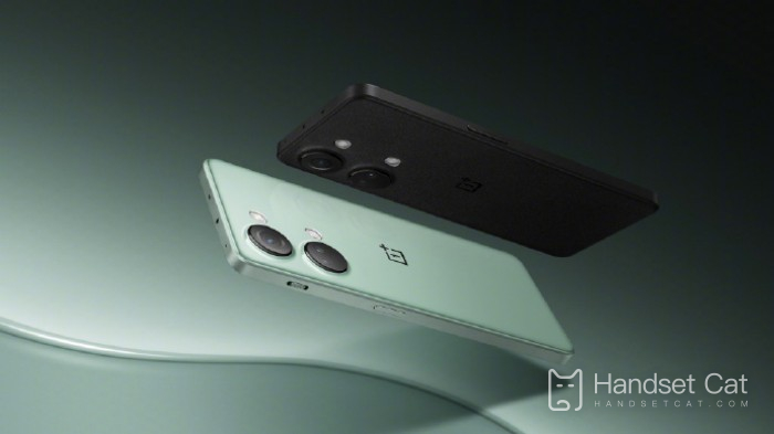 OnePlus Ace 2V wird am 7. März offiziell in den Farben Black Rock und Celadon veröffentlicht