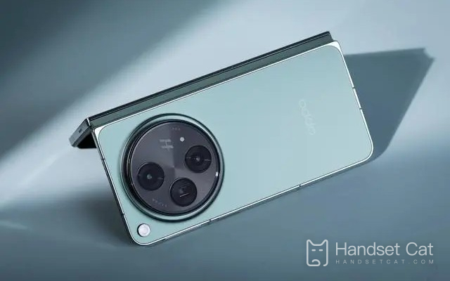 Does OPPO Find N3 have periscope telephoto lens?