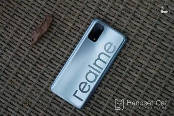 Realme Q5 Pro의 공식 가격은 얼마입니까?