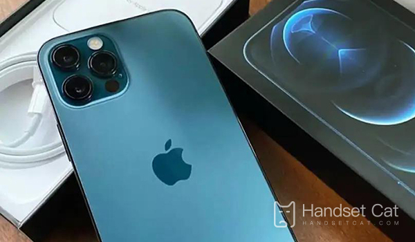 क्या iOS 16.2 में अपग्रेड करने के बाद iPhone 12 Pro का उपयोग करना आसान है?