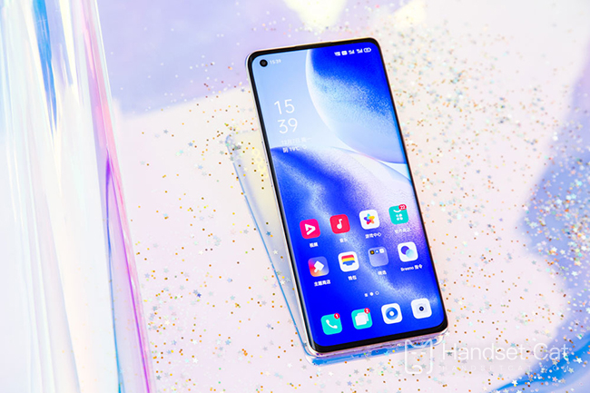 Combien de W de charge rapide OPPO Reno5 Pro prend-il en charge ?