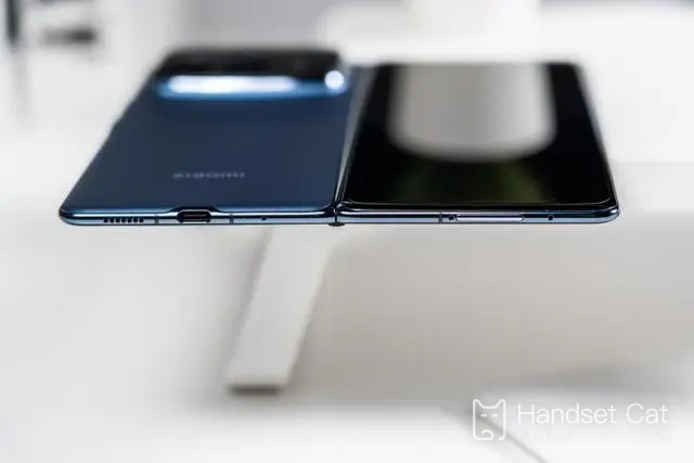 Is Xiaomi MIX Fold 4 thick?