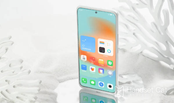 Какая клавиша позволяет делать снимки экрана на Meizu 18X?