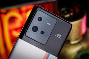Qual é melhor, iQOO 10 Pro ou Red Magic 7s pro?