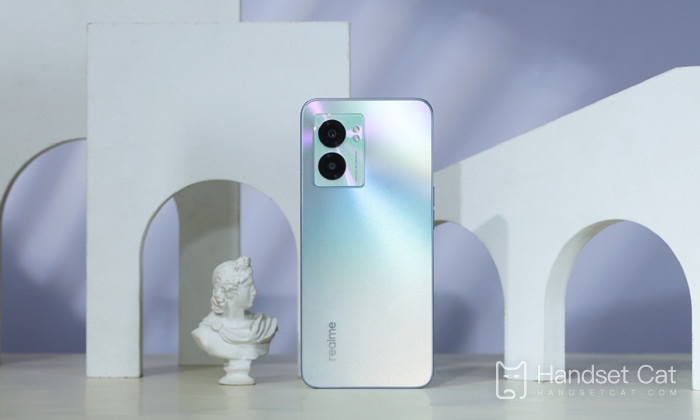 真我realme V23玩原神卡嗎