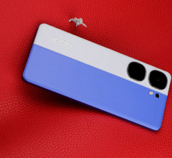 Parameter comparison between iQOO Neo9S Pro+ and Realme GT6