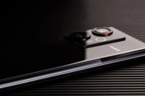 Есть ли у Nubia Z50 отдельный разъем для наушников?