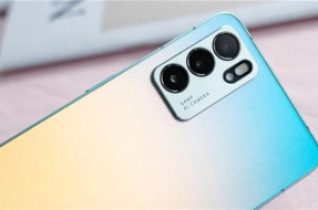 OPPO Reno8은 듀얼 SIM 듀얼 대기를 지원합니까?