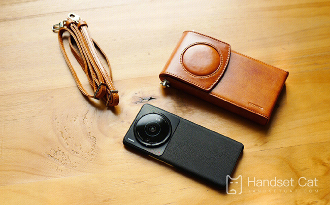 Does Xiaomi 13 have Leica