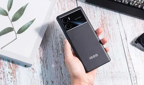Snapdragon 8+と200W急速充電を搭載したiQOO 10 Proは7月に発売されます！
