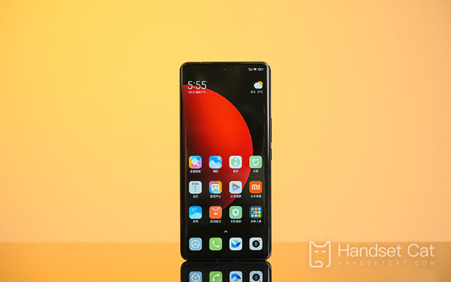 Xiaomi Mi 13 Proにはライカが搭載されていますか?