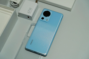 Xiaomi Civi 2 にメモリを追加できますか?