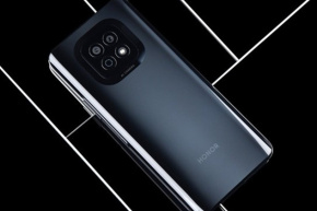 What is the charging interface of HONOR Play5 Youth