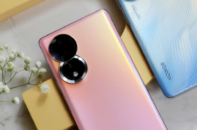 How to update Honor MagicOS 8.0 for the direct-screen version of Honor 80 Pro?