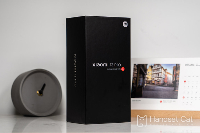 Xiaomi Mi 13 Pro의 공식 표준 구성에는 무엇이 포함되어 있나요?