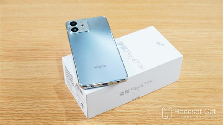 Độ phân giải màn hình của Honor Play6T Pro là bao nhiêu?