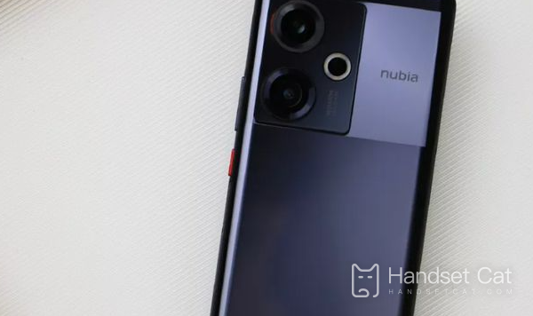 O Nubia Z50 Ultra suporta dual standby dual SIM?