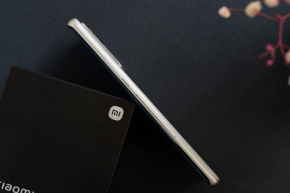 Xiaomi 12S Proは高齢者向けの携帯電話ですか?