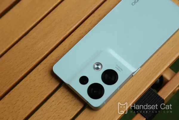 L’OPPO K10 Pro peut-il être chargé sans fil ?