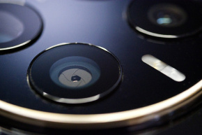 Huawei Mate 50 Pro는 적응형 새로 고침 빈도를 지원합니까?