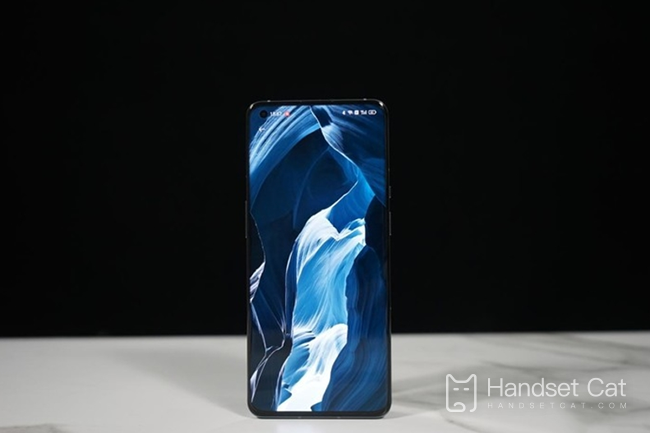 Is one plus 9pro a curved screen