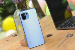 What is the score of Xiaomi 11 Youth Edition?