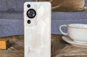 Por que meu telefone Huawei esquenta repentinamente quando o coloco sobre a mesa?