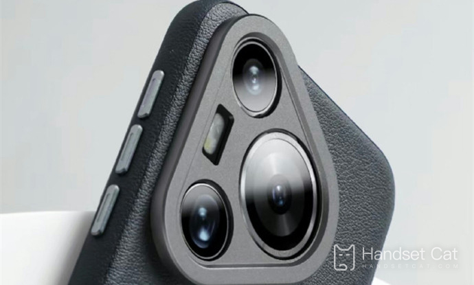 Huawei Pura70 Beidou Satellite News Editionのカメラ構成は何ですか?