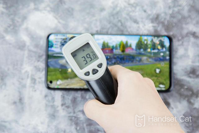 Como o OPPO K9 dissipa o calor durante os jogos?