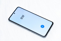 Hat OPPO K12x einen geraden oder einen gebogenen Bildschirm?