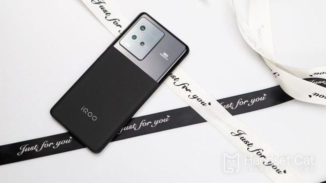 iQOO 10 có hỗ trợ ip68 không?