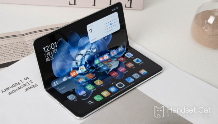 Quantas vezes o Xiaomi MIX Fold 4 pode ser dobrado?