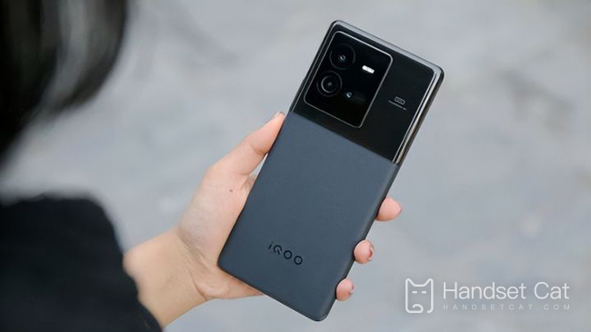 iQOO 10 pro กับ vivo x80 pro อันไหนดีกว่ากัน?