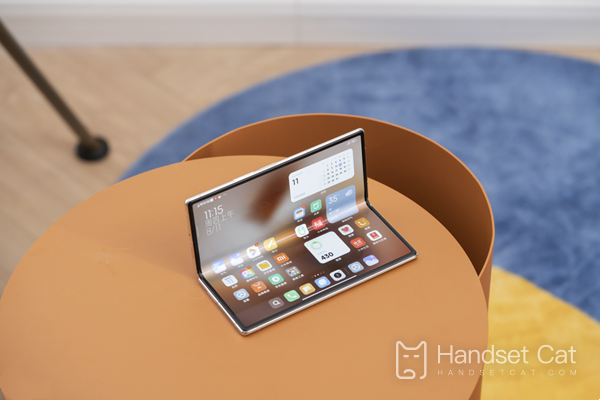How about Xiaomi MIX FOLD 2 for the elderly