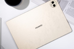 What is the screen resolution of Huawei MatePad Pro 12.2-inch soft light version?