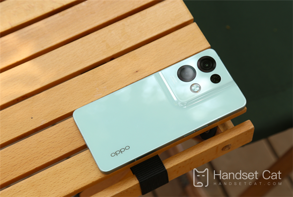 OPPO new machine re exposure, post multi shot+ring flash design