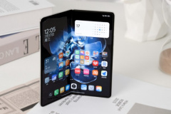 Gibt es beim Xiaomi Mix Fold 4 Kleberaustritt?