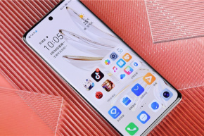 What system does HONOR 70 Pro+use?