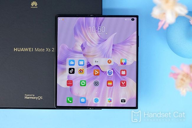 How about Huawei Mate Xs 2