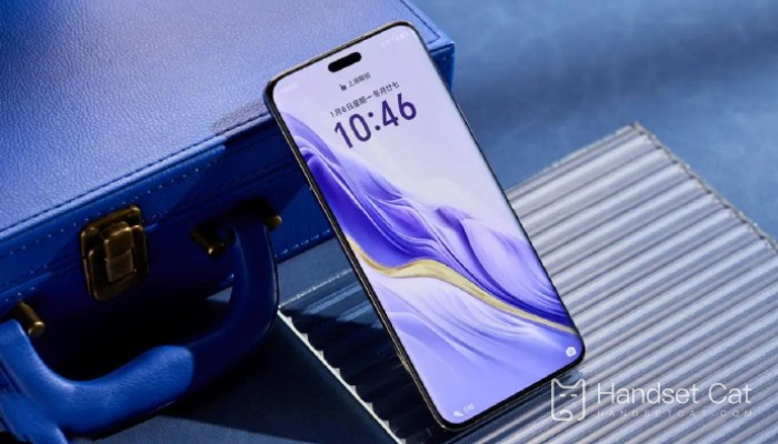 Does Honor Magic6 Ultimate Edition have a straight screen or a curved screen?