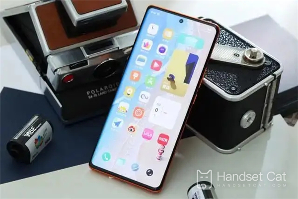 How does Realme Q5 Pro record the screen