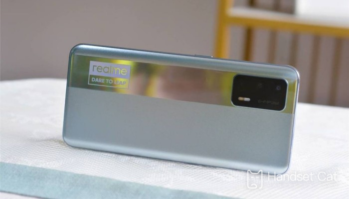 Really? Realme GT Neo5 has a telephoto lens